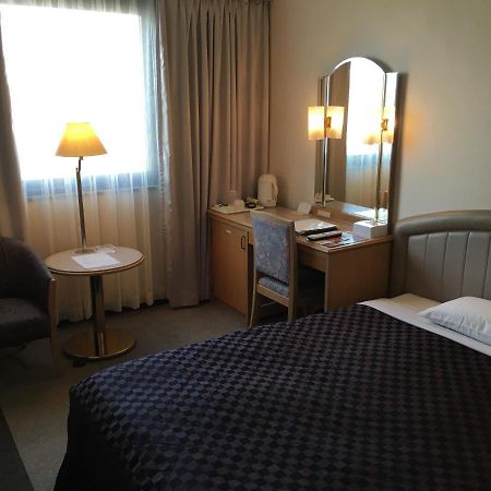 Urayasu Beaufort Hotel Zewnętrze zdjęcie