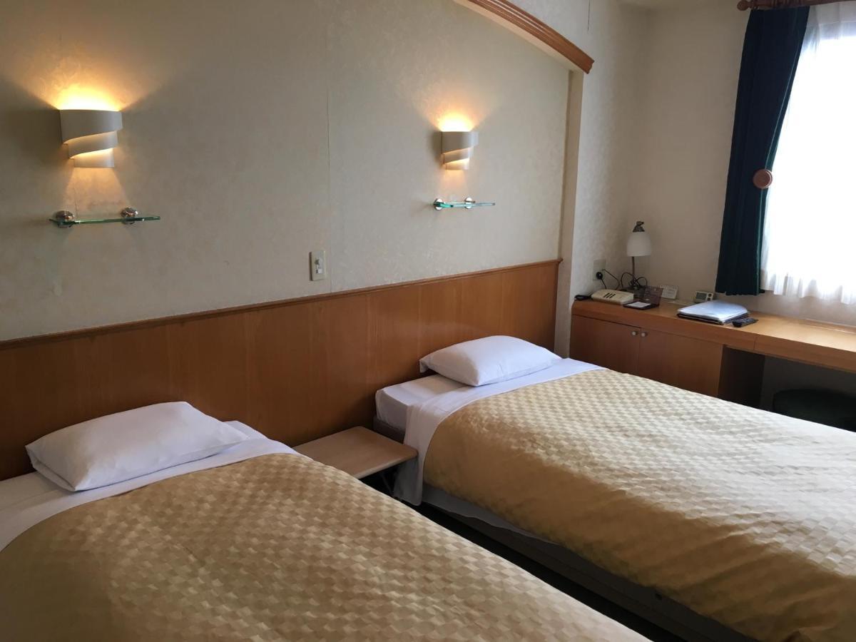 Urayasu Beaufort Hotel Zewnętrze zdjęcie