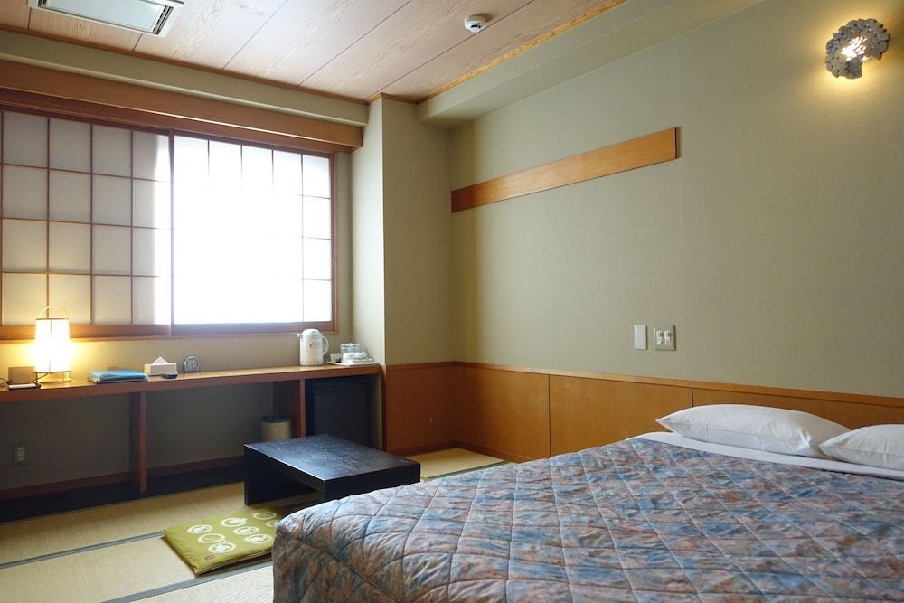Urayasu Beaufort Hotel Zewnętrze zdjęcie
