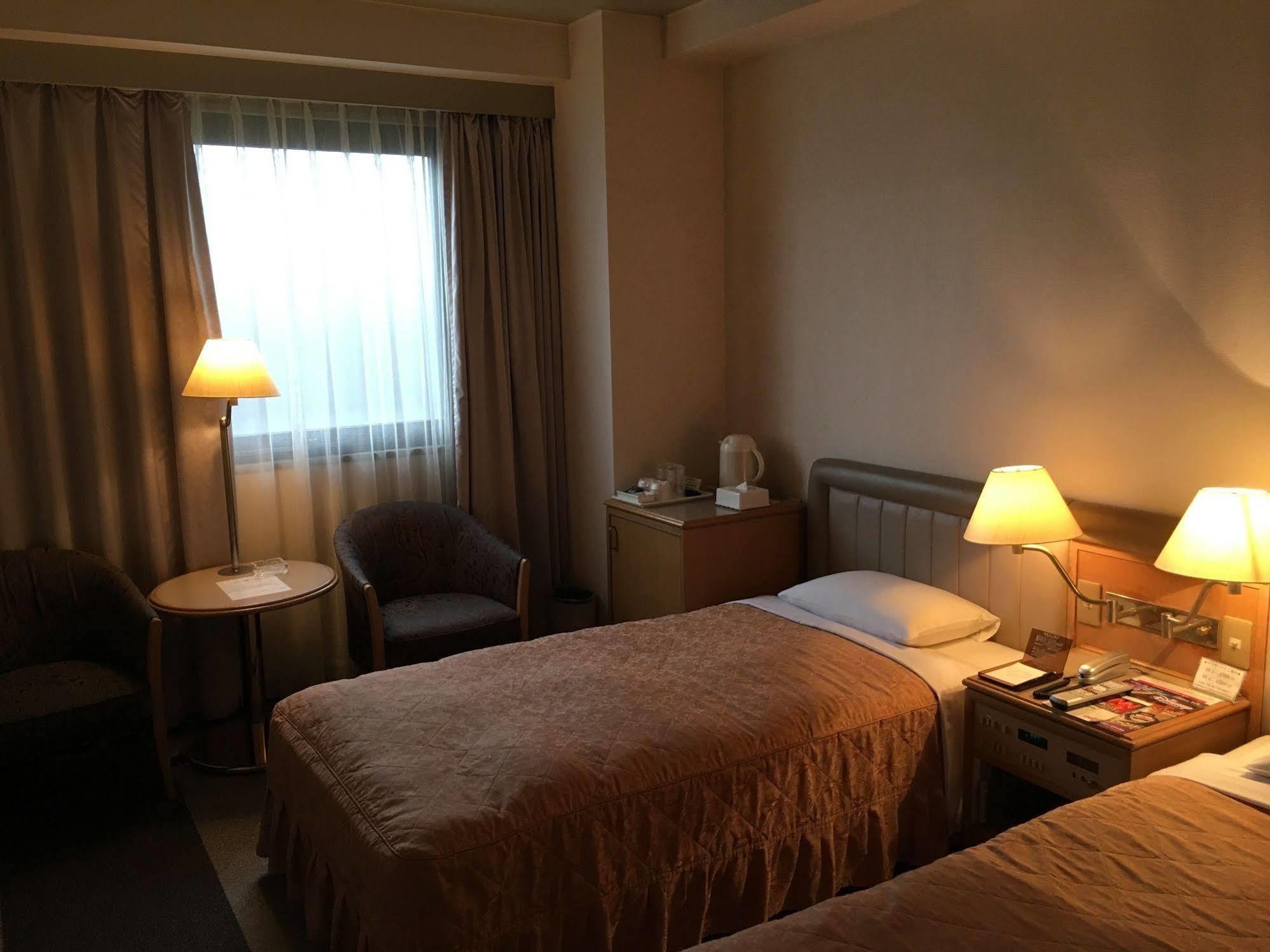 Urayasu Beaufort Hotel Zewnętrze zdjęcie